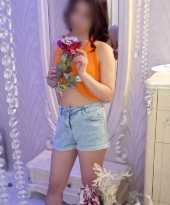 Елена, 20 лет, 1 размер груди